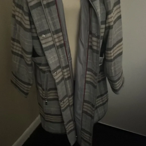 Faux Wool Plaid Coat 22/24 - Picture 4 of 7